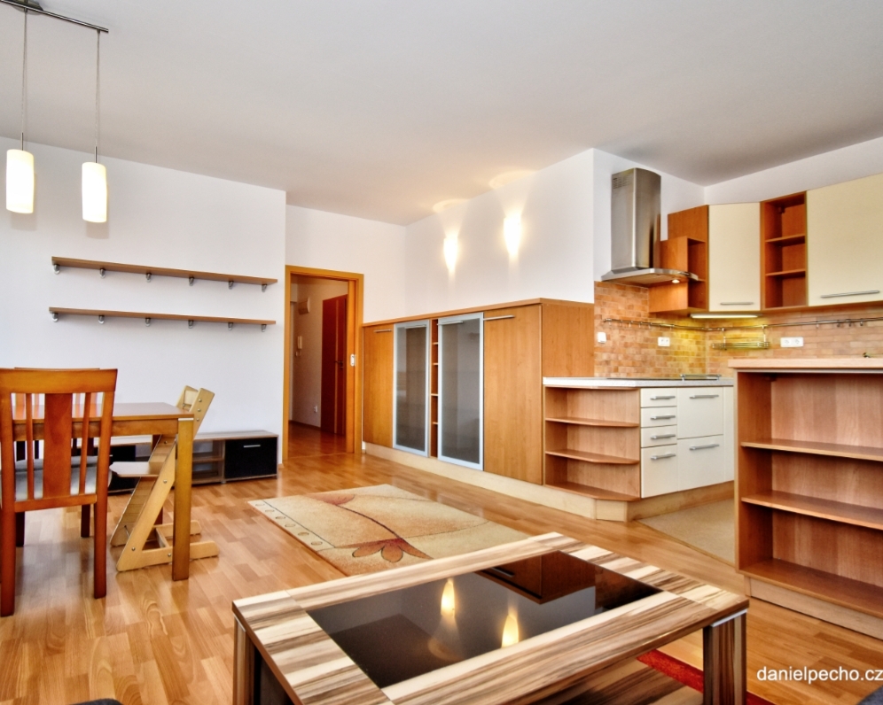 PRONÁJEM BYTU 3+KK 75 M2 BOJÍNKOVÁ PRAHA KYJE