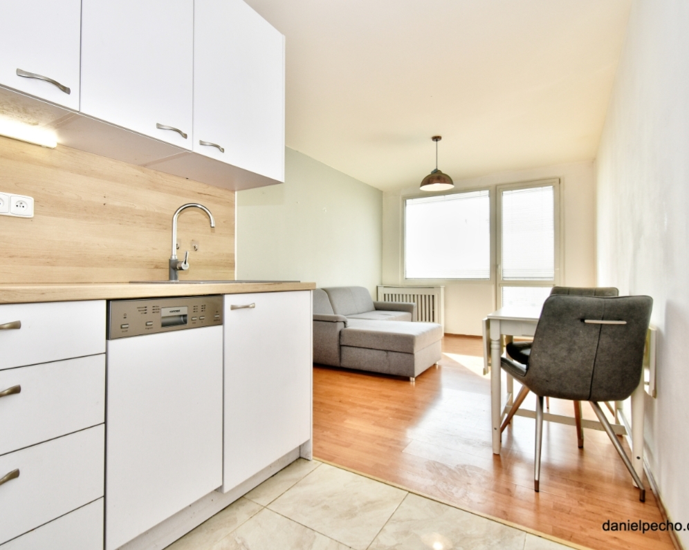 PRODEJ BYTU 2+KK 47 M2 LITVÍNOVSKÁ PRAHA PROSEK